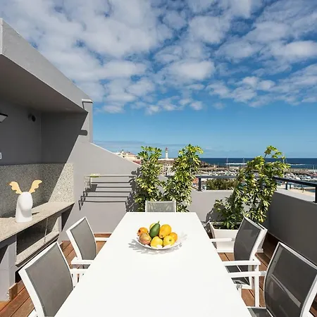 Pier 31 Apartment *