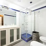 Pier 31 Apartment