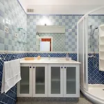 Pier 31 Apartment *